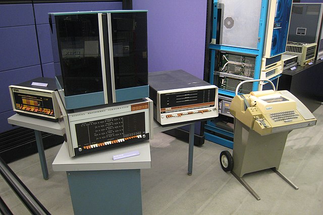 Image of PDP-8 . Doug Letterman from Oakland, CA, CC BY 2.0